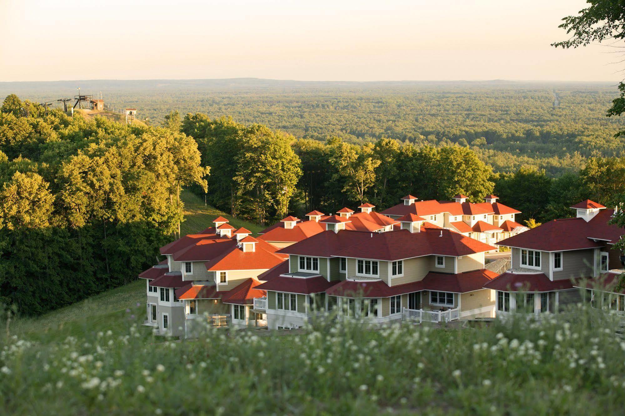 Crystal Mountain Hotel Thompsonville Buitenkant foto