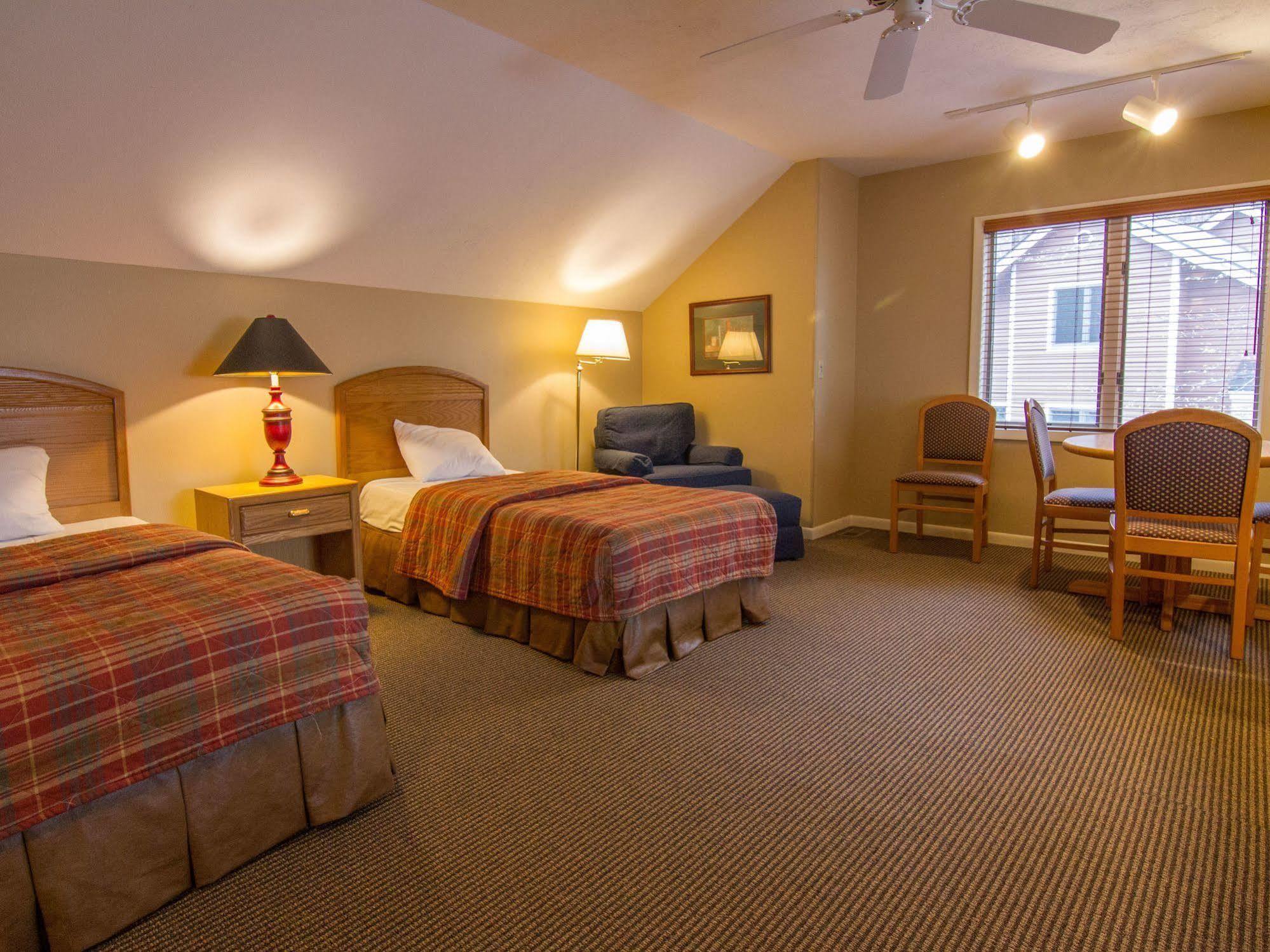 Crystal Mountain Hotel Thompsonville Buitenkant foto